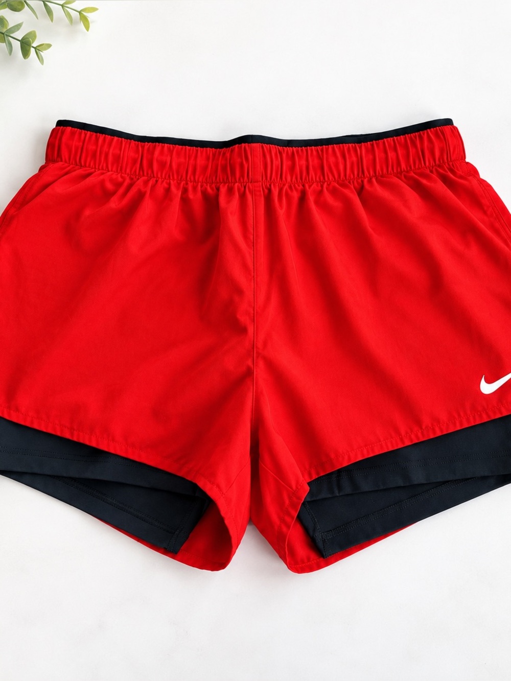 Nike Dri-FIT 2-in-1 Red Running Shorts Women’s Small
